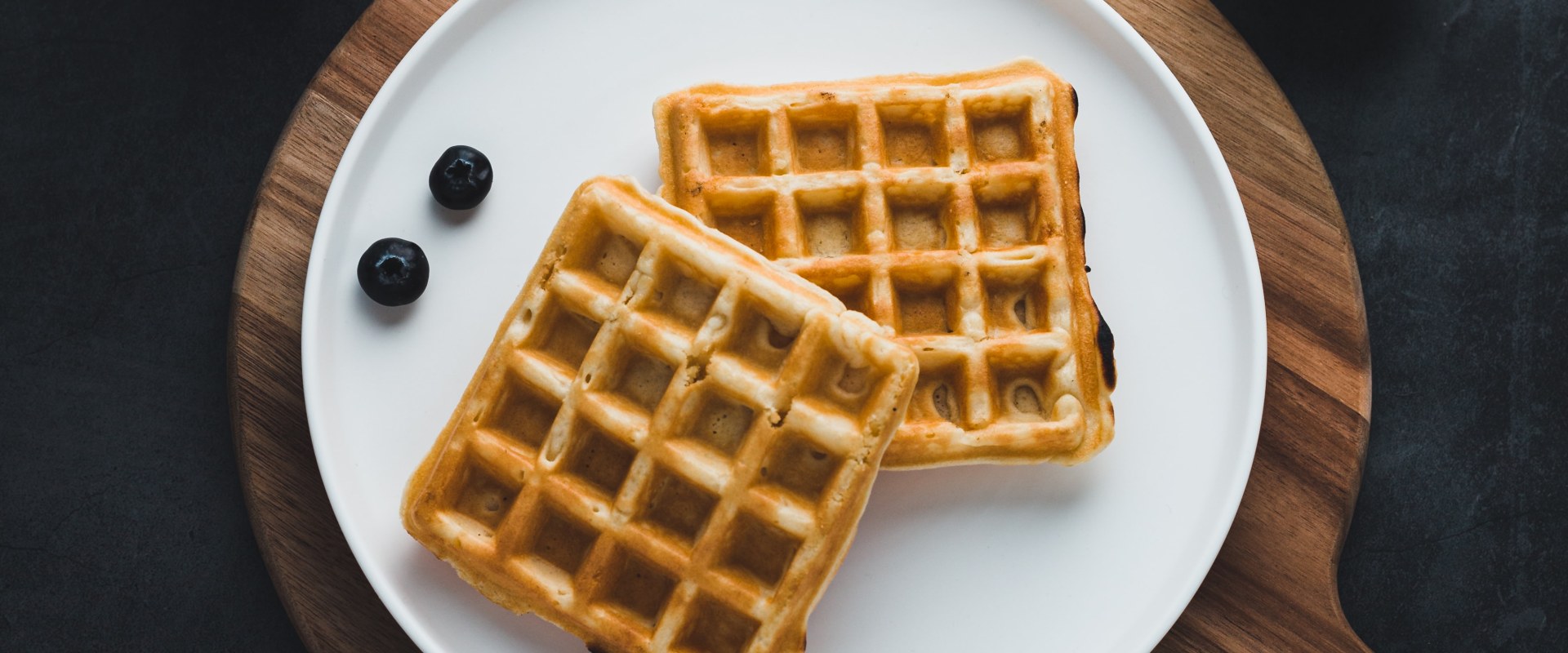 What are 8 health problems of anorexia?